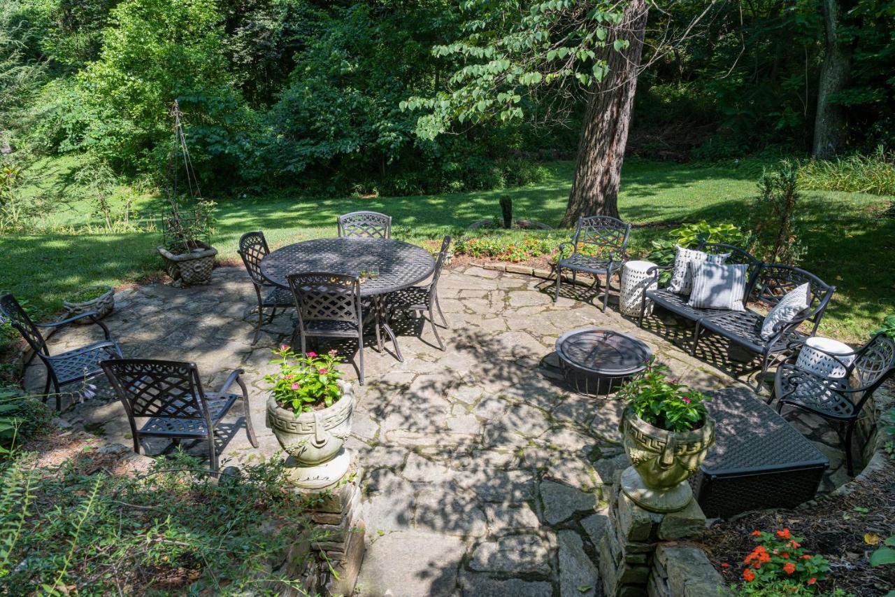 Pinecrest Bed & Breakfast Asheville Exterior photo